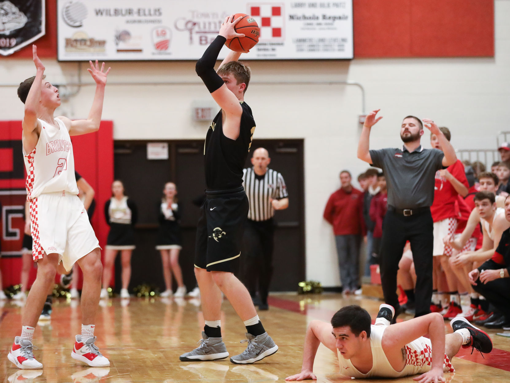 Ansley-Litchfield vs. Amherst